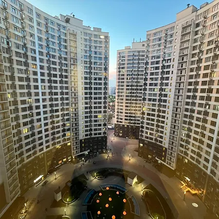 каманiна,жк 32 перлина Apartment